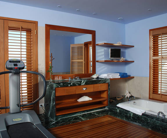 Elounda Bay Palace penthouse suite bathroom