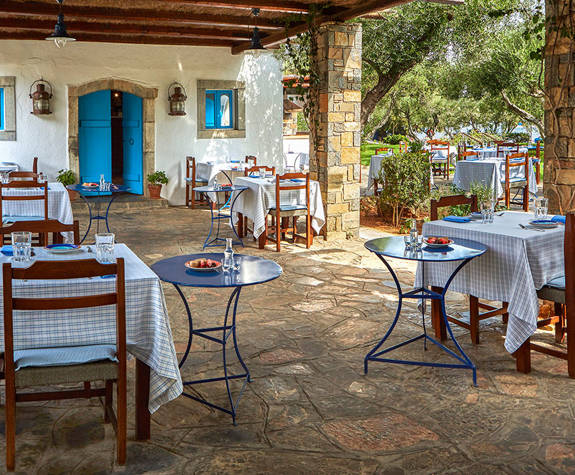 Elounda Beach Kafenion Restaurant sitting area