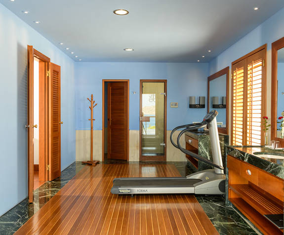 Elounda Bay Palace penthouse suite treadmill in the bathroom